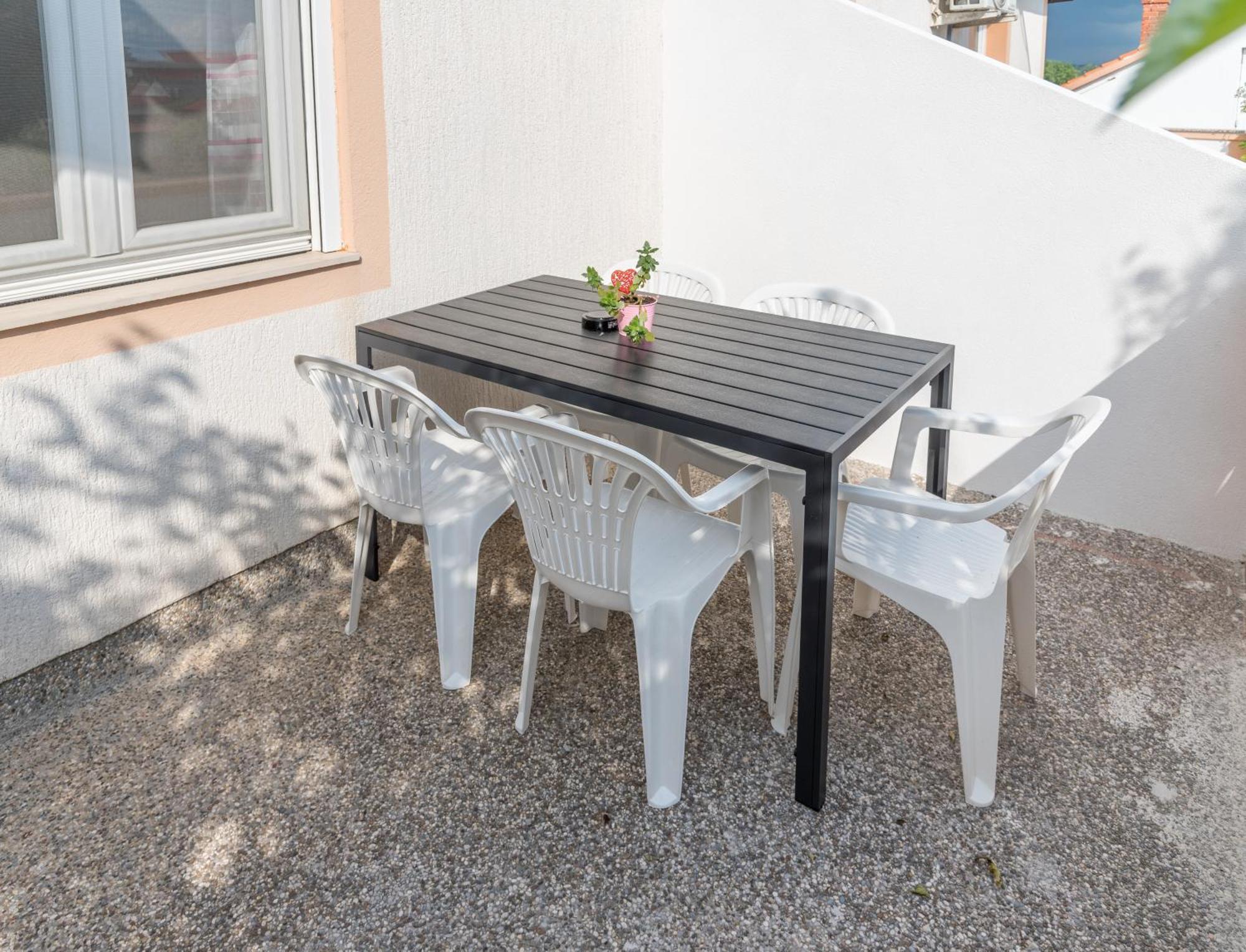 Danijel Apartment